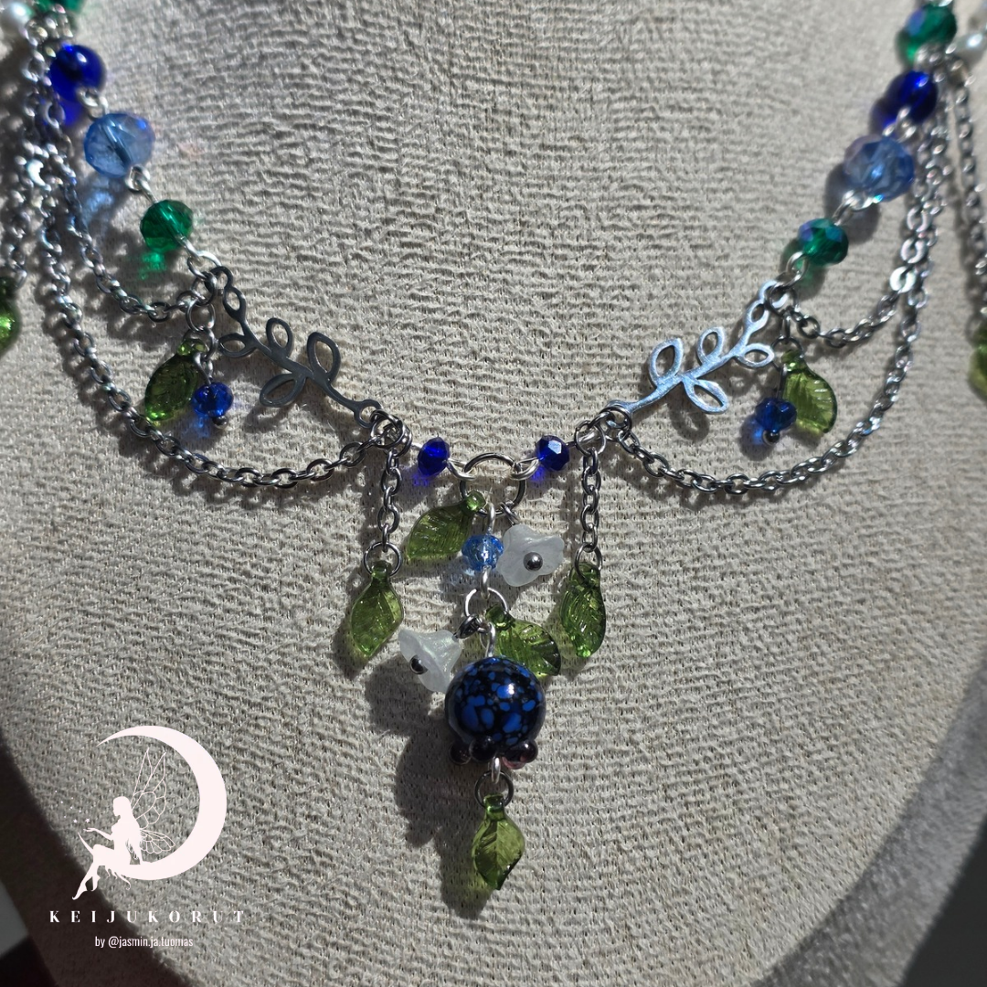 Silver Stainless Steel Mustikka Necklace